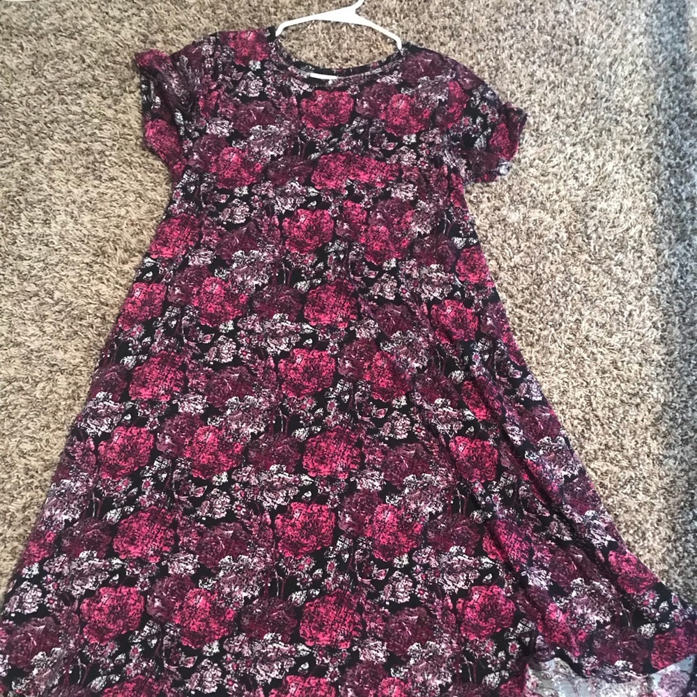 Size small lularoe carly pink and purple floral